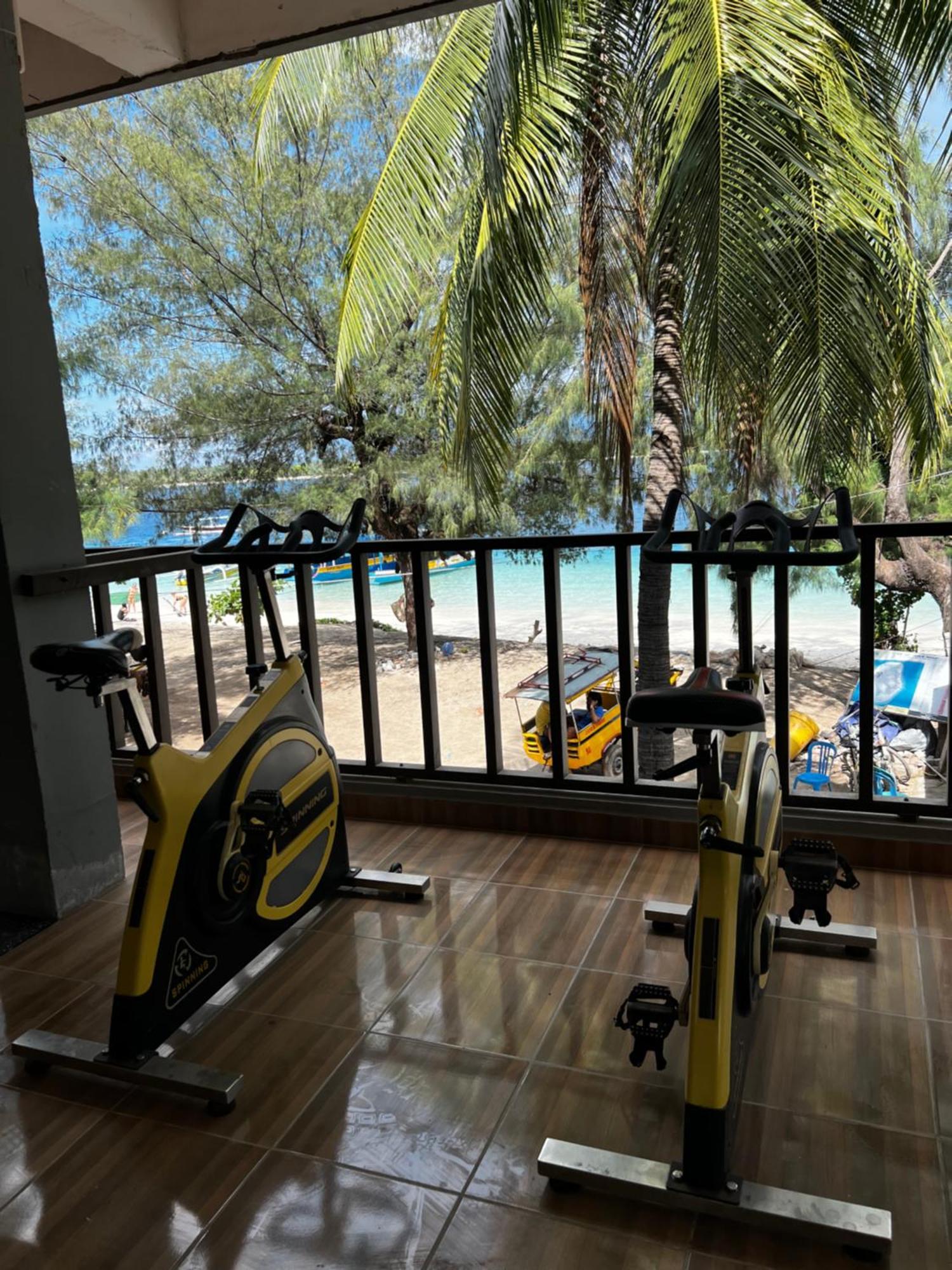 Tropica Gili Total Body Fit - Free Access Gym And Coworking Space Джили Трауанган Екстериор снимка