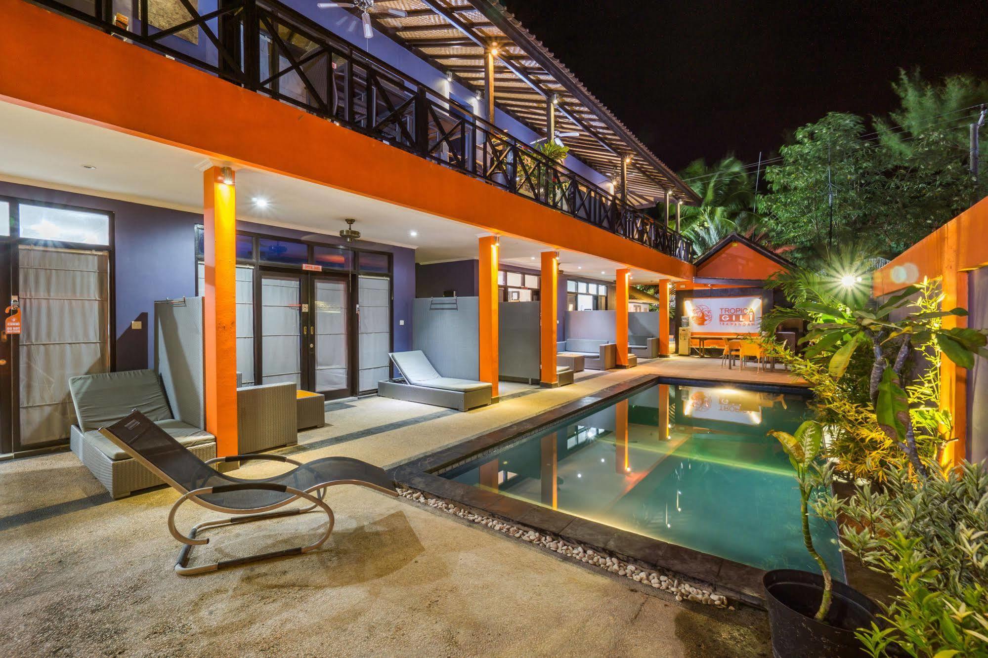Tropica Gili Total Body Fit - Free Access Gym And Coworking Space Джили Трауанган Екстериор снимка