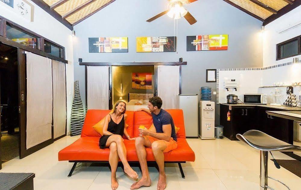 Tropica Gili Total Body Fit - Free Access Gym And Coworking Space Джили Трауанган Екстериор снимка